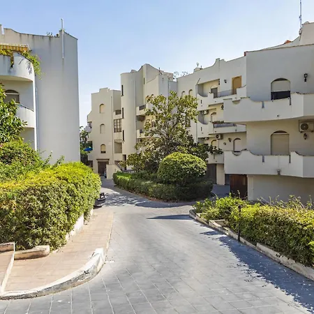 Mary's 지아르디니낙소스